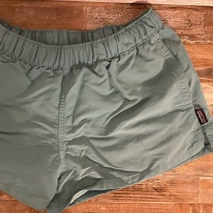 Patagonia Baggies shorts in awesome condition!